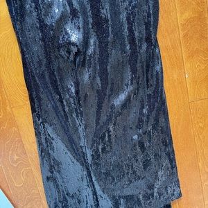 Sherri Hill size 6 sequence dress - black and white